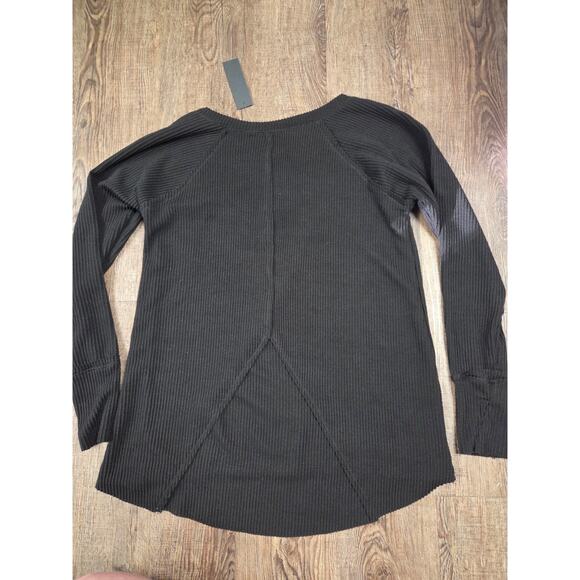 Ariella Ribbed Black High-Low Made in USA Black Long Sleeve Blouse Shirt Small - Picture 4 of 4